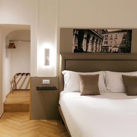 Palazzo Cortesi มาเชราตา ภายนอก รูปภาพ