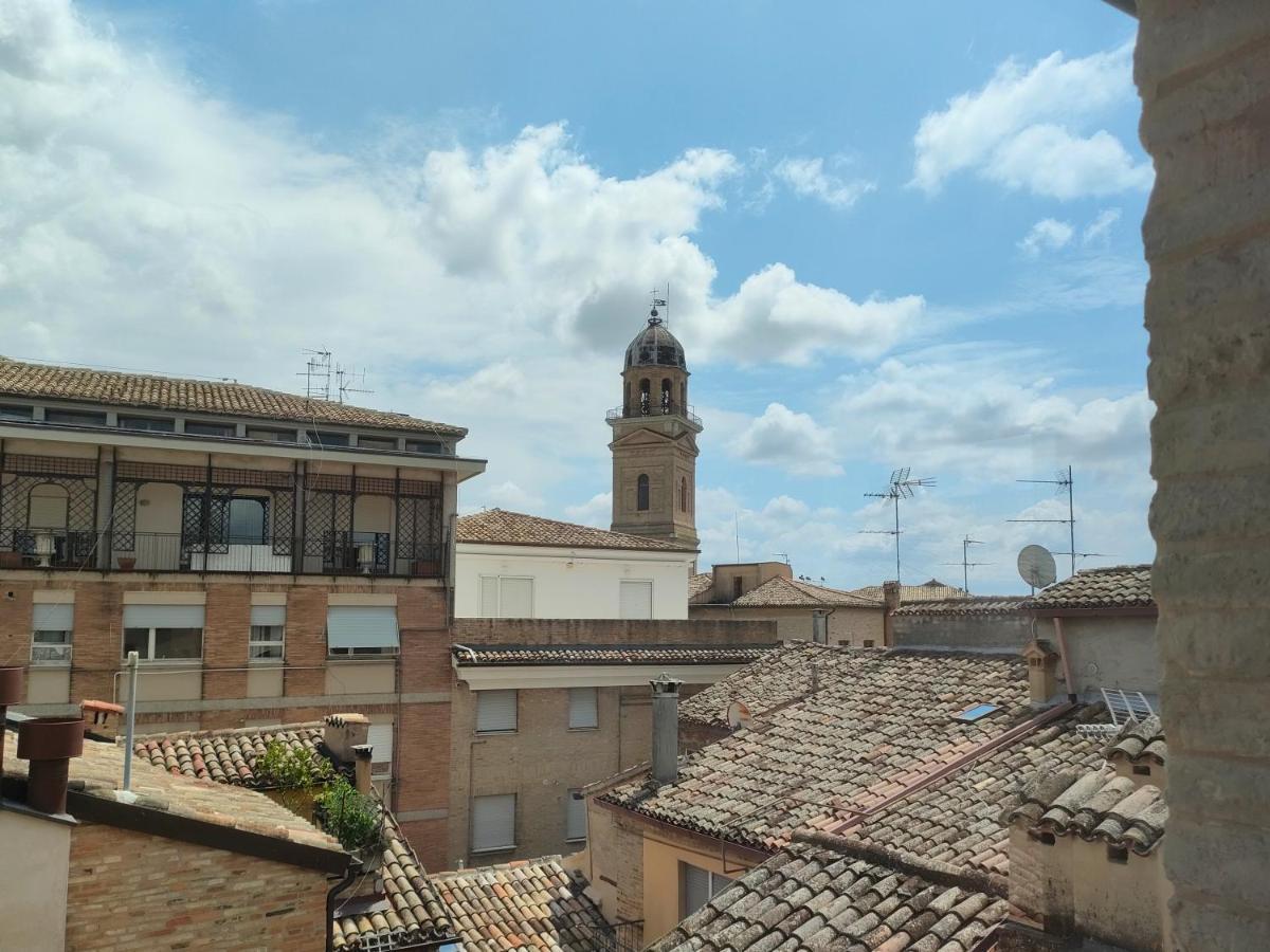 Palazzo Cortesi มาเชราตา ภายนอก รูปภาพ