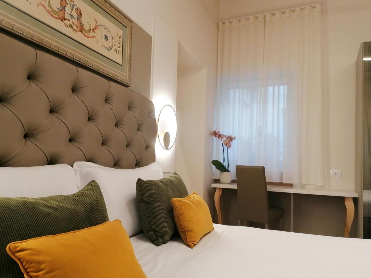 Palazzo Cortesi มาเชราตา ภายนอก รูปภาพ